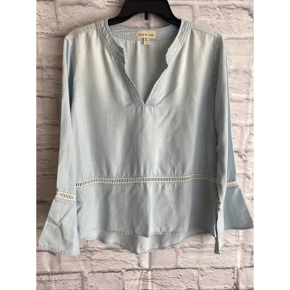Cloth & Stone Boho Coastal Split Neck Chambray Lyocell Bell Sleeve Blouse Small - Picture 4 of 8